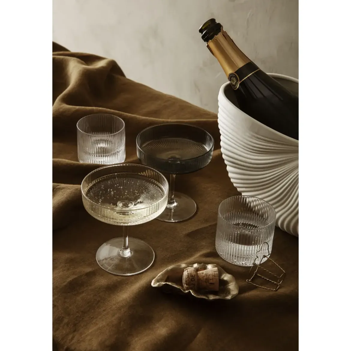 ferm LIVING Champagnerschale 2er-Set Ripple klar