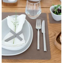 LINDDNA Tischset L 35x45 cm Square Nupo brown