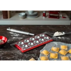 Marcato Ravioli Tablett 34x12 cm rot