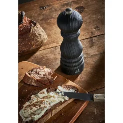 Peugeot Pfeffermühle 18cm Paris nature black
