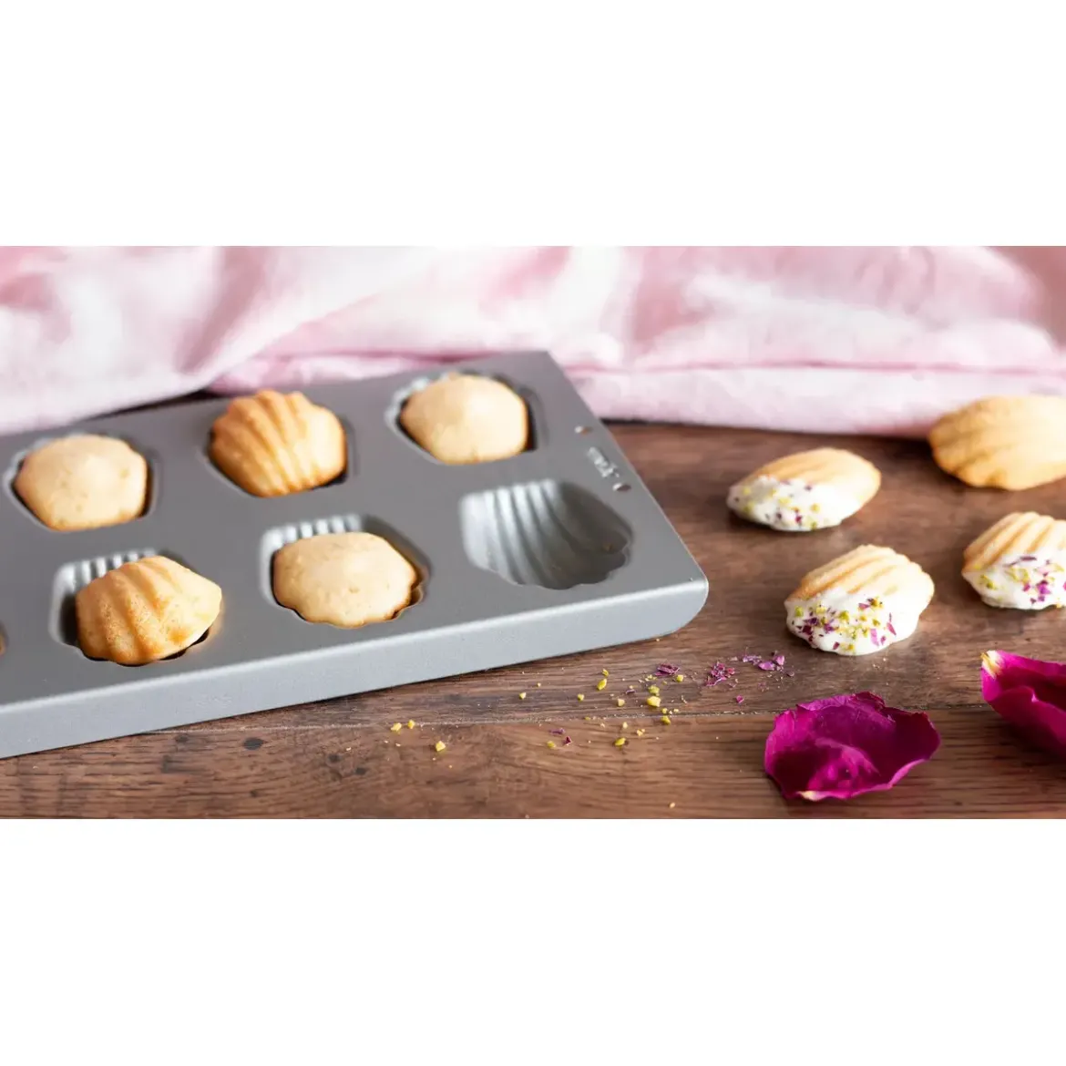 Städter Bärentatzen-/Madeleines-Backform 35x15 cm We love baking silber