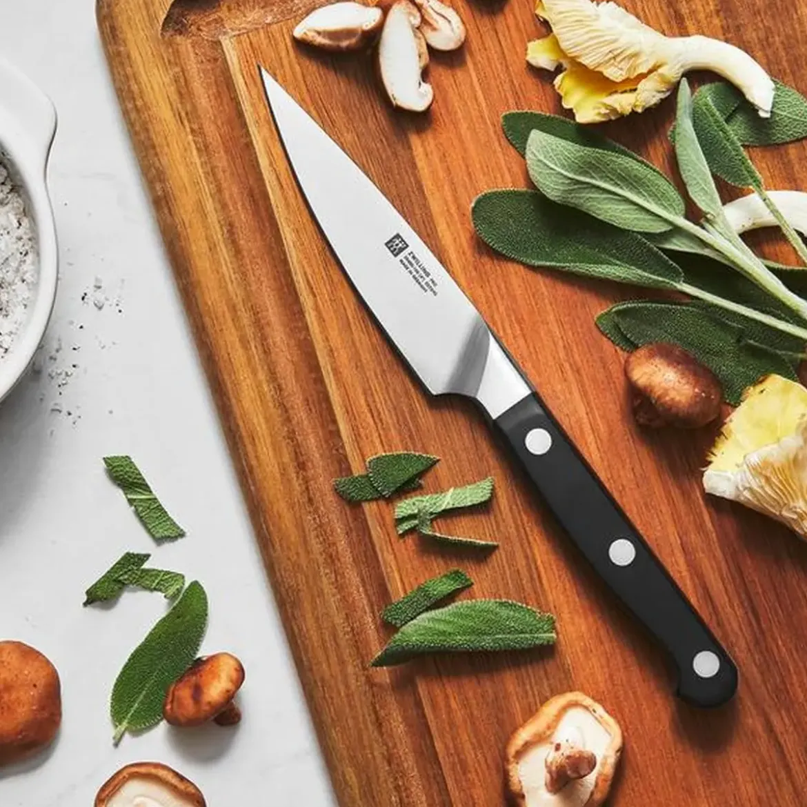 Zwilling Spick- und Garniermesser 10 cm Pro